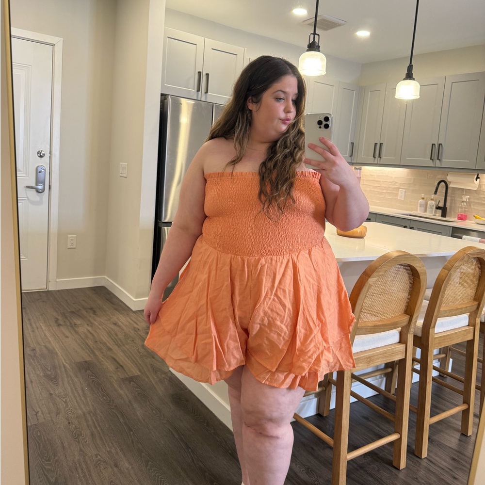 Fashion Nova Coral Strapless Romper size 3x